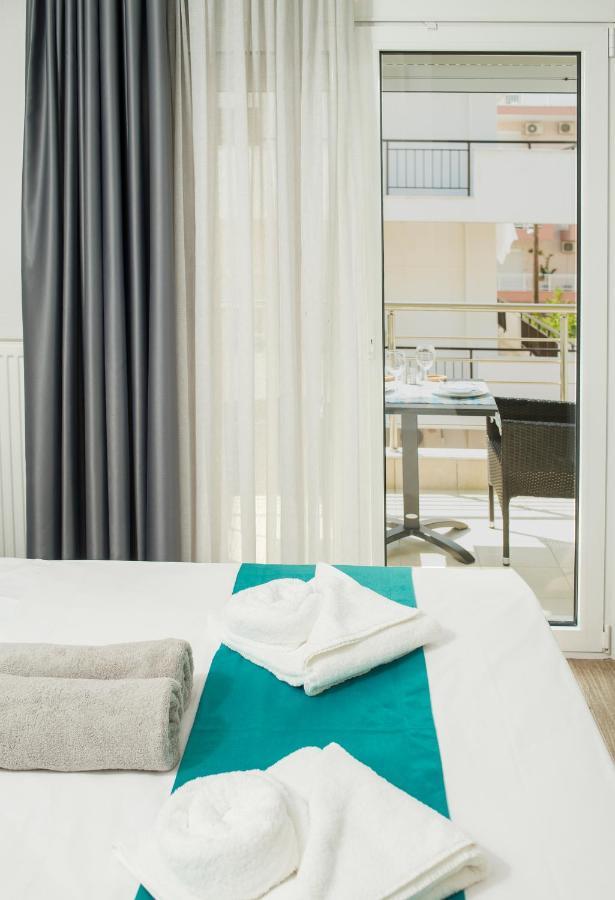 Lux VIP Apartments Peraía Extérieur photo
